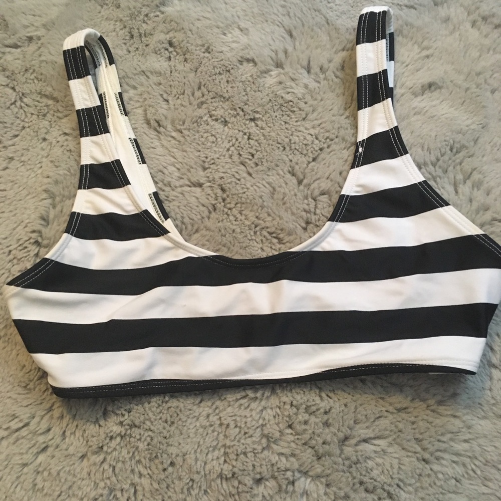 Striped scoop bikini top